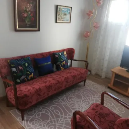 Huoneistomajoitus Hella Haermae Appartamento Harma