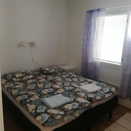 Huoneistomajoitus Hella Haermae Appartamento *